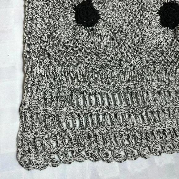 🔥6/$20. Rare unique Crochet/knitmedium grey black white - Picture 3 of 7